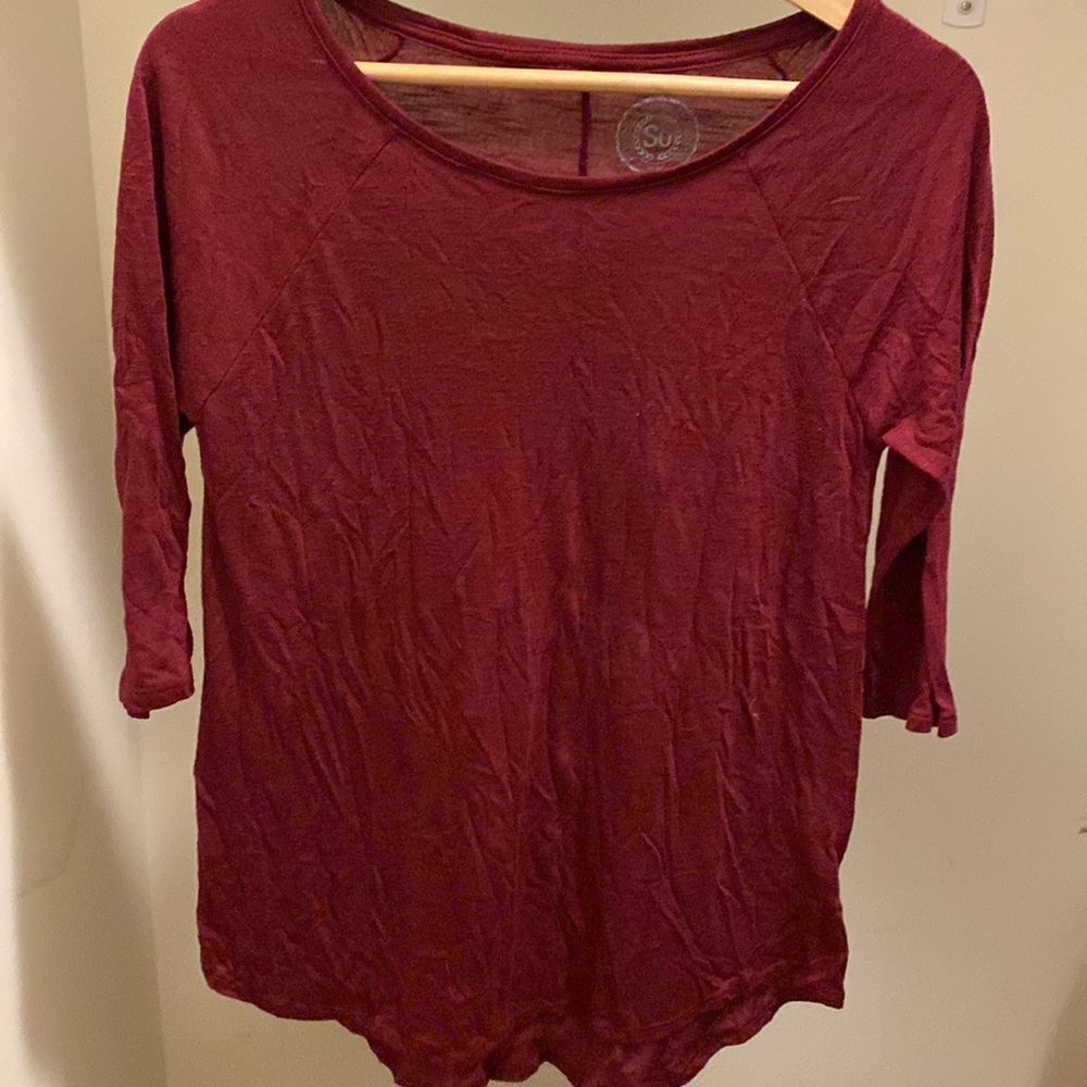Red 3/4 Sleeve Top Size M